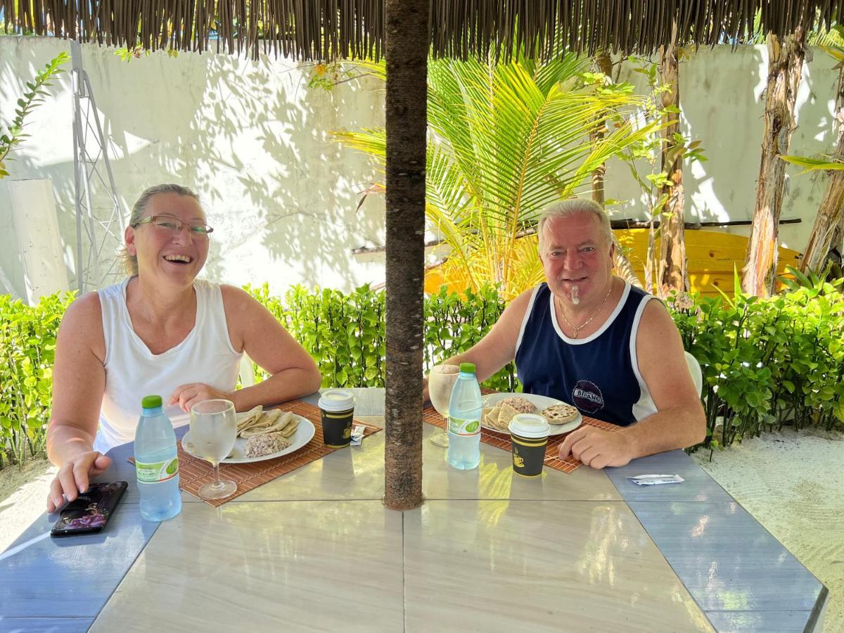 Hotel Island Guest Maamendhoo Esterno foto