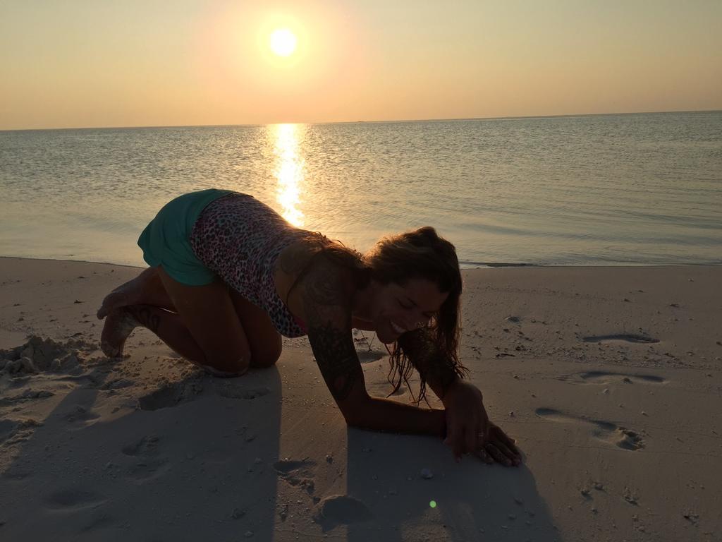 Hotel Island Guest Maamendhoo Esterno foto